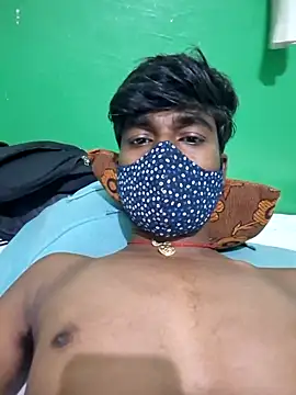 Snapshot of kkshan0923 chatting on October 17, 6:05 am kkshan0923 online show from October 17, 6:05 am