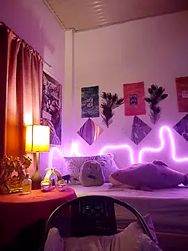 foxylena latinalicious69 online show from September 21, 1:46 pm