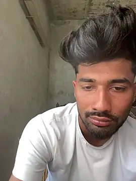 Snapshot of lustyrai chatting on June 2, 7:32 am lustyrai online show from June 2, 7:32 am