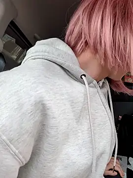 takusaki223 online show from March 17, 1:10 am