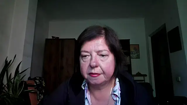 Snapshot of Violet_Pulse chatting on October 3, 12:02 pm Violet Pulse online show from October 3, 12:02 pm