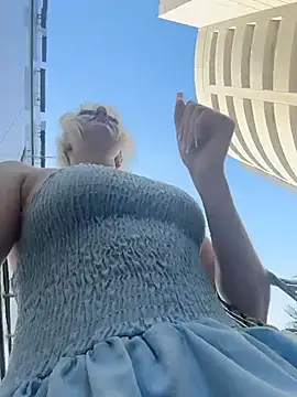 RonnieKiss online show from March 7, 9:39 am