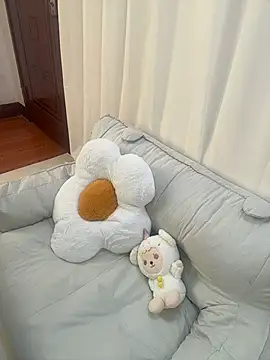 Snapshot of AZ37866 chatting on October 17, 2:48 am AZ37866 online show from October 17, 2:48 am