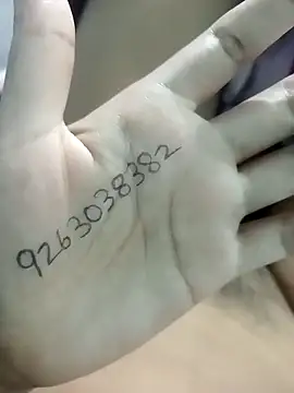 Snapshot of JassiKumari02 chatting on October 12, 4:00 am JassiKumari02 online show from October 12, 4:00 am