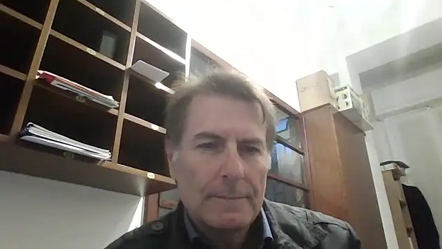 Snapshot of sayeaprayer65 chatting on October 7, 5:37 am sayeaprayer65 online show from October 7, 5:37 am