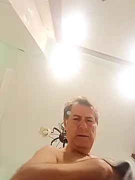 Snapshot of sayeaprayer65 chatting on October 17, 3:31 am sayeaprayer65 online show from October 17, 3:31 am