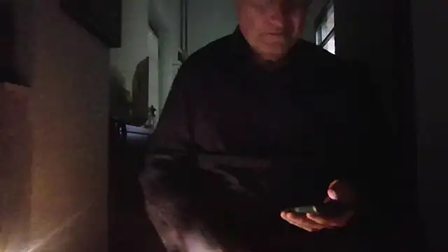 Snapshot of sayeaprayer65 chatting on October 30, 12:06 pm sayeaprayer65 online show from October 30, 12:06 pm