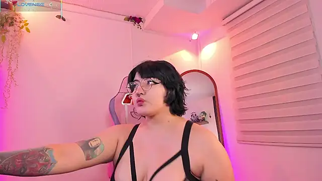 Snapshot of Berrykww_ chatting on September 29, 10:36 pm Berrykww online show from September 29, 10:36 pm
