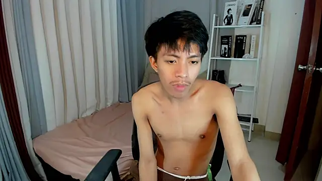 Snapshot of jayxxxlovescock chatting on February 12, 5:41 pm jayxxxlovescock online show from February 12, 5:41 pm