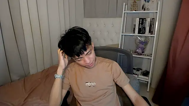 Snapshot of jayxxxlovescock chatting on February 22, 4:38 pm jayxxxlovescock online show from February 22, 4:38 pm