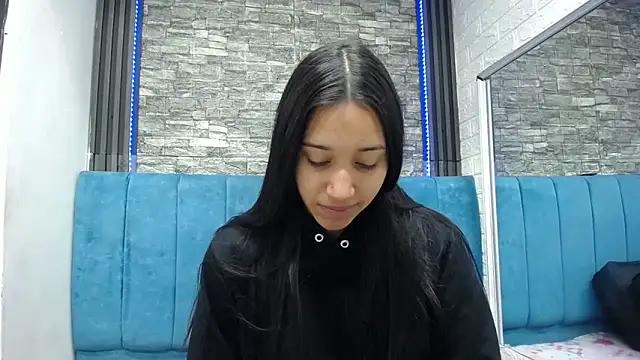 Lil Rose2006 online show from February 5, 1:05 pm