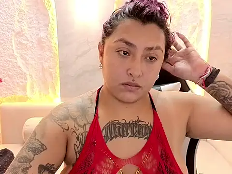 Snapshot of brittany_tp chatting on October 24, 12:45 pm brittany tp online show from October 24, 12:45 pm