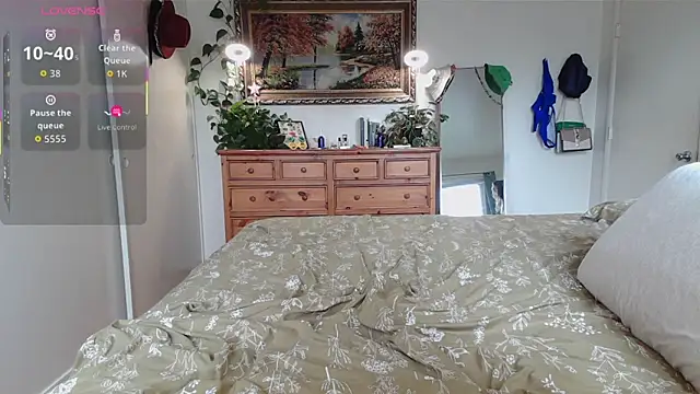 wutangwendy online show from October 13, 9:59 pm