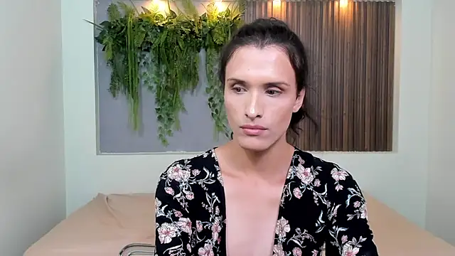 Snapshot of IsabelFernandez chatting on September 21, 5:09 am IsabelFernandez online show from September 21, 5:09 am