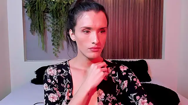 Snapshot of IsabelFernandez chatting on September 26, 6:39 am IsabelFernandez online show from September 26, 6:39 am