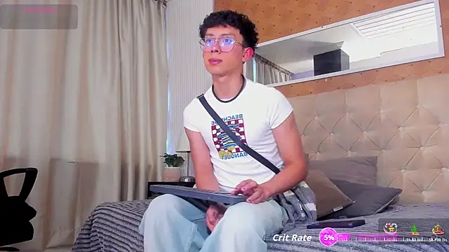 liam twiink online show from January 12, 7:08 pm