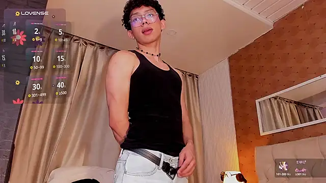 liam twiink online show from February 18, 3:02 am