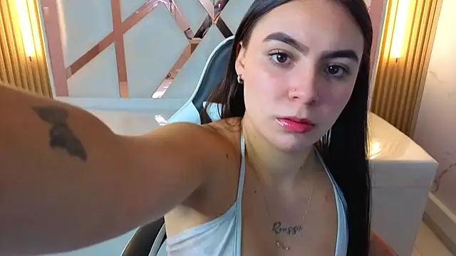 Snapshot of scarlett_smith_tp chatting on September 29, 12:43 pm scarlett smith tp online show from September 29, 12:43 pm