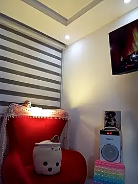 ValeNiitaLuv online show from November 16, 2:39 am