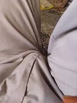 Sumitx007 online show from November 9, 9:18 am