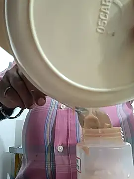 Snapshot of Shergillvicky69 chatting on September 24, 7:23 am Shergillvicky69 online show from September 24, 7:23 am