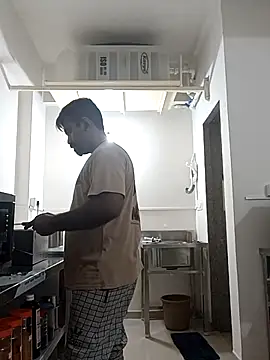 Snapshot of Shergillvicky69 chatting on September 27, 8:19 am Shergillvicky69 online show from September 27, 8:19 am