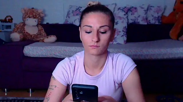 Snapshot of CassieSpell chatting on May 11, 7:44 pm CassieSpell online show from May 11, 7:44 pm