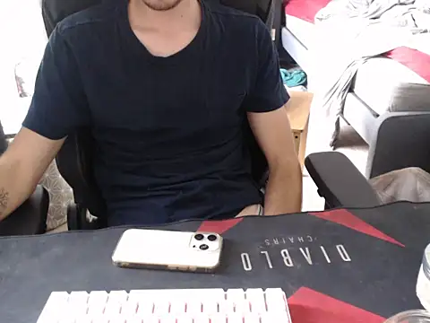 Snapshot of geil20CM2 chatting on September 22, 3:36 pm geil20CM2 online show from September 22, 3:36 pm