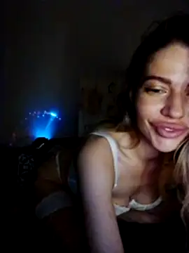 Snapshot of VIOLA-Sweeting chatting on June 8, 11:16 pm VIOLA-Sweeting online show from June 8, 11:16 pm