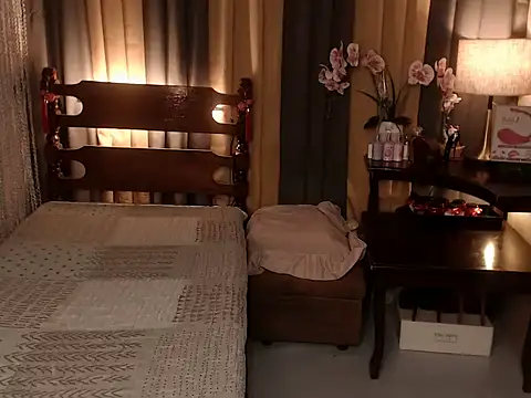 Jastine hunk online show from January 15, 8:41 am