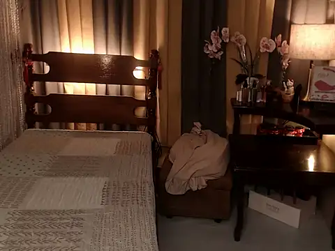 Jastine hunk online show from March 17, 12:37 am