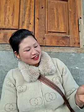 diamond-- online show from February 21, 1:39 am