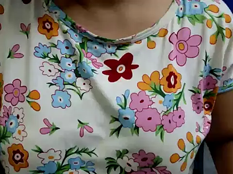 Snapshot of tamilqueenbaby chatting on October 16, 12:17 pm tamilqueenbaby online show from October 16, 12:17 pm