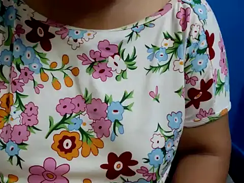 Snapshot of tamilqueenbaby chatting on October 18, 11:16 pm tamilqueenbaby online show from October 18, 11:16 pm