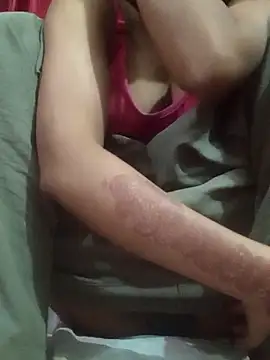 Snapshot of Mansi01 chatting on October 17, 2:15 am Mansi01 online show from October 17, 2:15 am