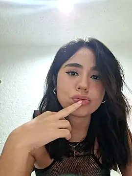 Snapshot of Akane24 chatting on September 27, 1:32 am Akane24 online show from September 27, 1:32 am