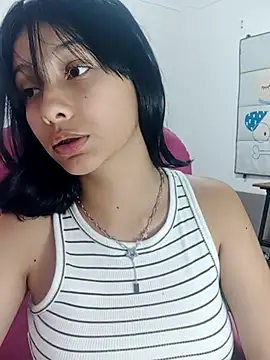 xoxo milk online show from March 11, 7:53 pm