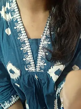 anayahotty online show from October 18, 4:52 pm