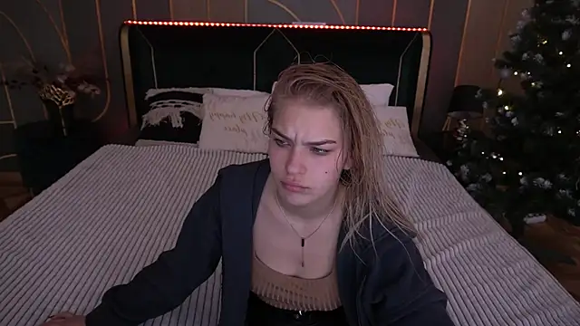 AlinaLiii online show from January 9, 6:38 am