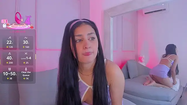 Snapshot of miia_blaze chatting on October 12, 6:18 pm miia blaze online show from October 12, 6:18 pm