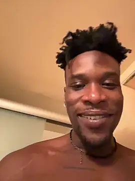 MrDaddyBlackNi9e online show from September 22, 4:03 am