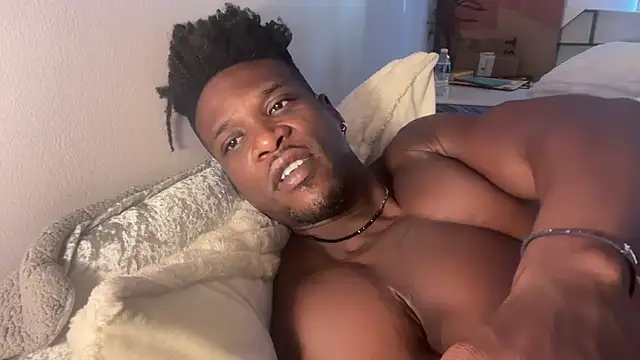 MrDaddyBlackNi9e online show from September 24, 1:25 pm