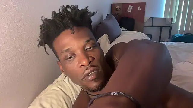 MrDaddyBlackNi9e online show from October 9, 7:34 pm