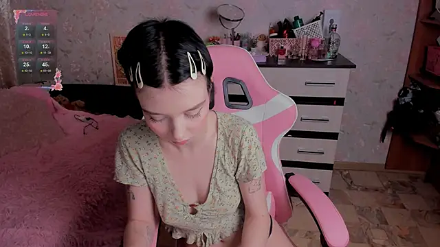 margopink online show from October 25, 7:52 pm