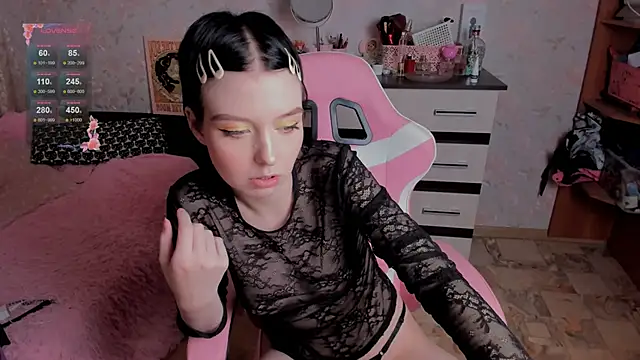 margopink online show from November 26, 10:44 pm