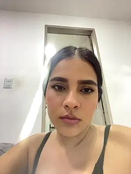 Snapshot of Valery_lux16 chatting on November 11, 8:09 pm Valery lux16 online show from November 11, 8:09 pm