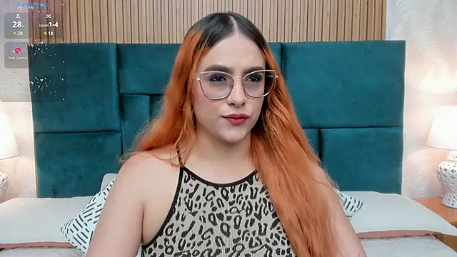 Amber kiss  online show from October 4, 6:28 pm