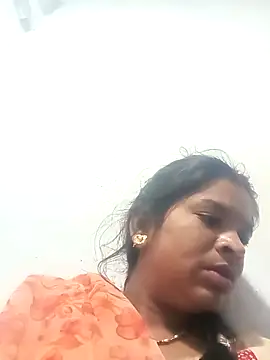 Snapshot of Cuty_prathna chatting on October 22, 11:04 pm Cuty prathna online show from October 22, 11:04 pm