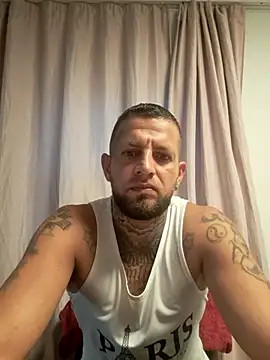 Snapshot of Danielxxxbbn chatting on October 2, 5:36 am Danielxxxbbn online show from October 2, 5:36 am