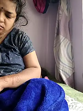 Deborbhavi222 online show from February 15, 5:26 am